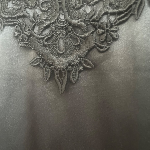 Vintage Nilani Romantic Black Button Down Back Blouse - Picture 3 of 12